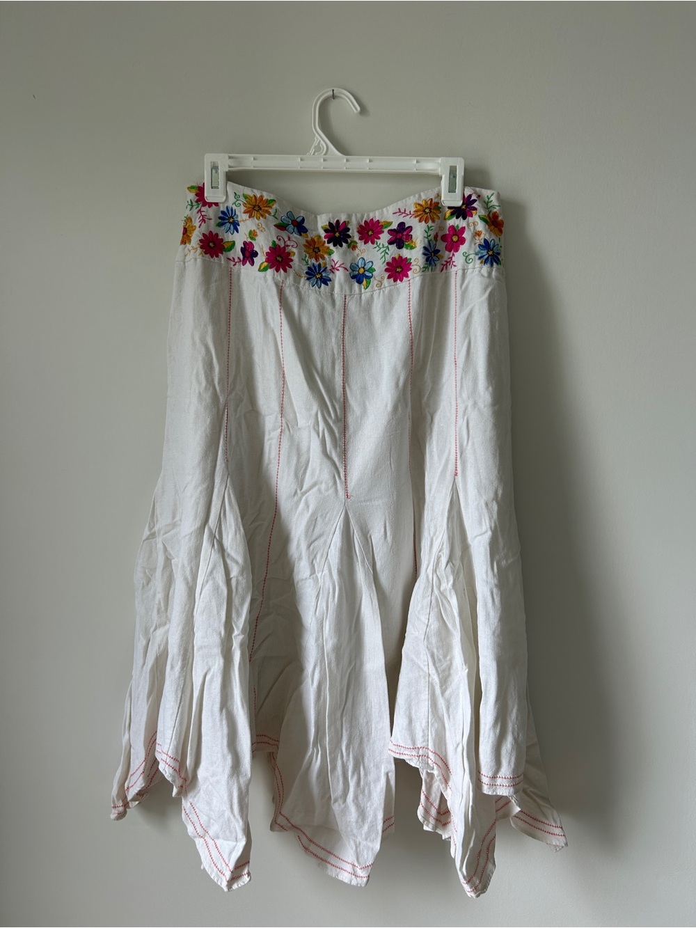 Embroidered White Asymmetrical Floral Skirt